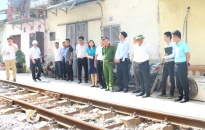 Phường Cát Dài, quận Lê Chân:  Đổ bê tông, cải tạo vệ sinh môi trường tuyến đường sắt