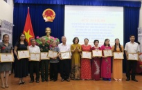 Quận Lê Chân:  Biểu dương, khen thưởng 30 gia đình văn hóa năm 2018