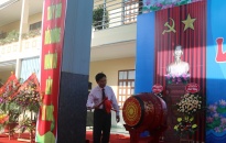 Đồng chí Cao Xuân Liên dự lễ khai giảng năm học mới tại Trường tiểu học An Hồng (An Dương)
