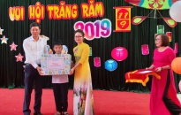Huyện An Dương: Thăm, tặng quà 6 Trường Mầm non, Tiểu học nhân dịp Tết Trung thu 2019 