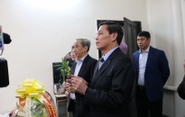 Chủ tịch UBND TP Nguyễn Văn Tùng dâng hương tri ân cố Bí thư Thành ủy Trần Kiên