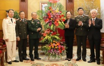 Phó Bí thư thường trực Thành ủy Nguyễn Thị Nghĩa tiếp đoàn đại biểu Ban liên lạc các tướng lĩnh nghỉ hưu 