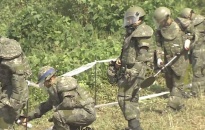 Quân đội Hàn Quốc bắt đầu gỡ mìn ở khu vực phòng không hậu tuyến