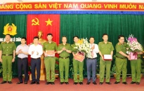 Giám đốc CATP: Khen thưởng Công an quận Lê Chân liên tiếp lập công trên mặt trận bảo đảm TTATXH 