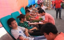 Chương trình hiến máu “Hành trình Đỏ” lần thứ VIII:  Vận động khoảng 4.500 người tham gia
