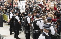 Thủ tướng Anh: Các phần tử cực đoan 'giật dây' biểu tình chống phân biệt chủng tộc