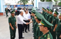 Phó Thủ tướng Thường trực Chính phủ Trương Hòa Bình kiểm tra công tác CCHC, công tác chống buôn lậu, gian lận thương mại và hàng giả