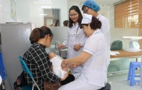 Tiêm chủng vắc xin để chủ động phòng chống bệnh bạch hầu 