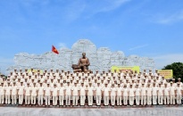 Kỷ niệm 75 năm Ngày truyền thống lực lượng CAND Việt Nam (19-8-1945 * 19-8-2020): Vinh quang Công an nhân dân Việt Nam