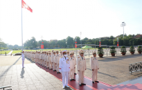 Đoàn đại biểu dự Đại hội Đảng bộ Công an Trung ương lần thứ VII, nhiệm kỳ 2020 – 2025 vào Lăng viếng Chủ tịch Hồ Chí Minh