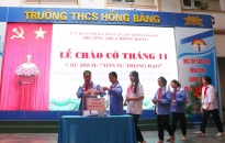 Giáo viên, học sinh Trường THCS Hồng Bàng dành lương, tiền gửi vùng lũ - Hành động nhỏ, nghĩa tình lớn