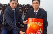 Phó Chủ tịch Thường trực UBND thành phố Lê Anh Quân thăm, tặng quà đối tượng chính sách, người có công trên địa bàn quận Lê Chân