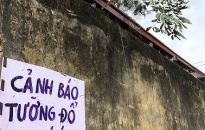  Quận Hồng Bàng: Đã triển khai phá dỡ bức tường xuống cấp tại Trường THCS Hùng Vương