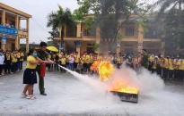 Công an quận Dương Kinh: Tuyên truyền PCCC tại Trường Tiểu học Anh Dũng