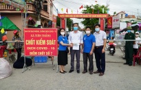 Quỹ bảo trợ trẻ em thành phố: Hỗ trợ đột xuất 20 trẻ em tại khu vực cách ly xã Tiên Thắng (Tiên Lãng)