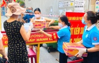 Quận Lê Chân: Đảm bảo cung cấp đầy đủ lương thực thực phẩm cho người dân trong khu cách ly tại phường Hồ Nam
