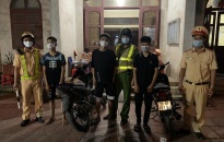 Lực lượng CSGT- TT Công an huyện Thủy Nguyên: Xử lý nhóm thiếu niên phóng nhanh, đánh võng trên đường 