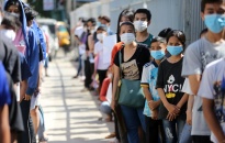 Campuchia triển khai tiêm vaccine ngừa COVID-19 cho trẻ em từ 12-17 tuổi