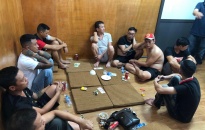 Công an phường Hải Sơn bắt quả tang 9 đối tượng có hành vi đánh bạc