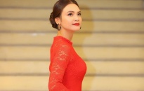 Ca sĩ Phạm Phương Thảo thành viên Ban giám khảo trẻ tuổi nhất tại Liên hoan Ca Múa Nhạc 2021