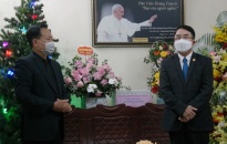Lãnh đạo thành phố thăm, chúc mừng Ủy ban Đoàn kết Công giáo Việt Nam thành phố nhân dịp Giáng Sinh 2021