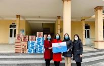 Hội LHPN thành phố: Tặng quà hỗ trợ hội viên, phụ nữ bị ảnh hưởng dịch Covid-19 tại Thủy Nguyên