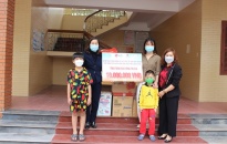 Hội LHPN quận Ngô Quyền: Tổ chức tặng quà tại Làng Nuôi dạy trẻ mồ côi Hoa Phượng