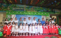 Phó Bí thư Thường trực Thành ủy Đỗ Mạnh Hiến thăm, tặng quà trẻ em nhân Ngày Quốc tế Thiếu nhi 1-6 tại quận Lê Chân