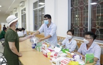Bệnh viện hữu nghị Việt Tiệp: Tổ chức khám bệnh và cấp thuốc miễn phí cho gần 100 đối tượng chính sách trên địa bàn quận Lê Chân