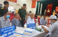 Quận Lê Chân:  Khám bệnh, tư vấn sức khỏe và cấp thuốc miễn phí tới 196 người  có công với cách mạng trên địa bàn