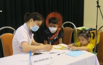 Bệnh viện Kiến An khám sức khỏe và cấp phát thuốc miễn phí cho hơn 100 em thiếu niên, nhi đồng tại Làng trẻ em SOS Hải Phòng
