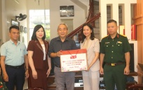 Quận Lê Chân  Thăm, tặng quà gia đình chính sách, người có công trên địa bàn quận nhân dịp 27-7