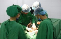 Bệnh viện Kiến An: Phẫu thuật thành công ca đứt gân duỗi ngón bàn tay trái