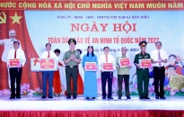 Tổ chức điểm Ngày hội 'Toàn dân bảo vệ an ninh Tổ quốc' tại xã Kiến Thiết (huyện Tiên Lãng)