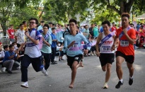 Hơn 150 vận động viên thi chạy tiếp sức “Run - Tôi yêu Hải Phòng”