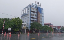 Phá dỡ tòa nhà 8 tầng khách sạn Hải Yến tại xã An Đồng (An Dương) 