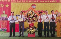 Trưởng ban Tổ chức Thành ủy dự Ngày hội Đại đoàn kết toàn dân tộc tại thôn Hậu Đông, xã Liên Am (huyện Vĩnh Bảo)