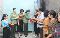 Hội Phụ nữ CATP: Phối hợp tổ chức Lễ khánh thành Nhà mái ấm tình thương gia đình chị Trần Thị Bến