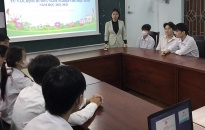 Chi đoàn Trung tâm Giáo dục nghề nghiệp & Giáo dục thường xuyên quận Dương Kinh: Tư vấn hướng nghiệp cho học sinh