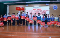 Hội khuyến học quận Hồng Bàng tặng quà Tết cho 100 học sinh hiếu học