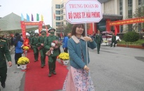 Quận Dương Kinh tổ chức Lễ giao nhận quân năm 2023