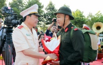 Thứ trưởng Lê Quốc Hùng dự Lễ giao, nhận quân tại TP Cần Thơ
