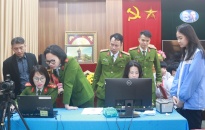 Phòng Cảnh sát QLHC về TTXH – CATP: Cấp CCCD gắn chíp điện tử lưu động cho học sinh Trường THCS Hồng Bàng phục vụ kỳ thi tốt nghiệp THCS năm 2023