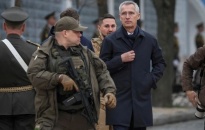 Tổng thư ký NATO có chuyến thăm không báo trước đến Ukraine