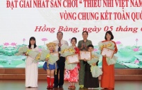 Quận Hồng Bàng: Khen thưởng học sinh Trường Tiểu học Nguyễn Trãi đạt giải Nhất toàn quốc sân chơi “Thiếu nhi Việt Nam - Vươn ra thế giới”