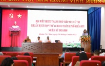 Đồng chí Lê Trung Kiên - Ủy viên Ban Thường vụ Thành ủy, Trưởng Ban quản lý Khu kinh tế Hải Phòng tiếp xúc cử tri tại quận Lê Chân.