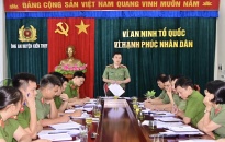 Kiểm tra công tác 6 tháng đầu năm 2023 tại Công an huyện Kiến Thuỵ