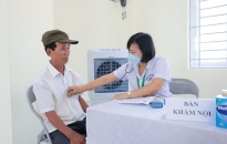 Bệnh viện Kiến An: Khám bệnh, tư vấn sức khỏe, cấp phát thuốc miễn phí tại phường Vạn Hương (quận Đồ Sơn)