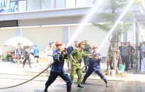 Huyện Thủy Nguyên: “Tổ liên gia PCCC” đầu tiên tổ chức thực tập chữa cháy và cứu nạn cứu hộ