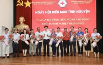 Đông đảo cán bộ, đảng viên, người lao động Khối Doanh nghiệp thành phố tham gia Ngày hội hiến máu tình nguyện
